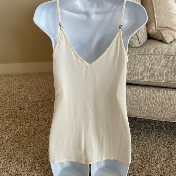 Cream Embroidered Tank - Picture 3 of 3